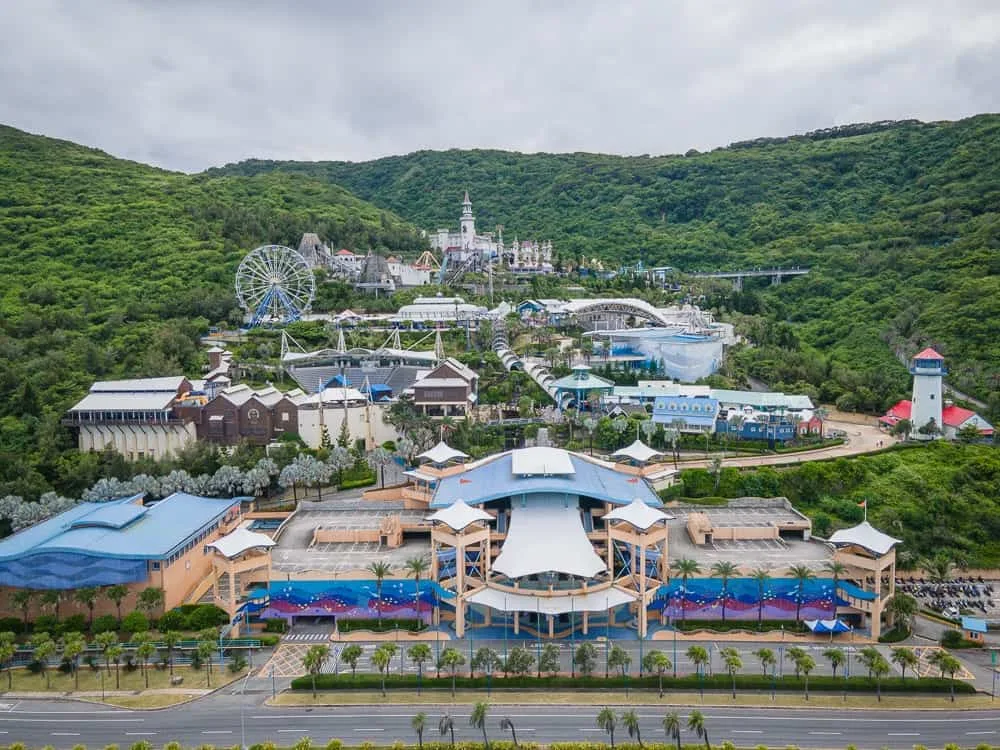 全台水族館懶人包|暑假避暑親子室內景點推薦(含交通停車) 4 花蓮遠雄海洋公園 夏季避暑首選