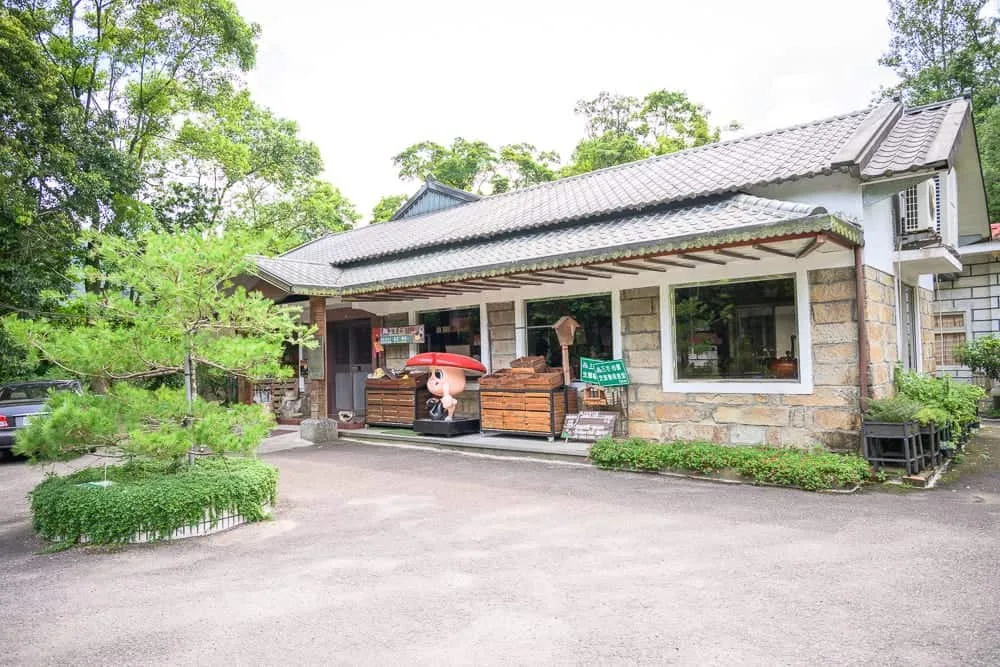 新北老街懶人包|淡水、平溪、深坑、祈堂老街美食散步路線 2 新北十分幸福咖啡