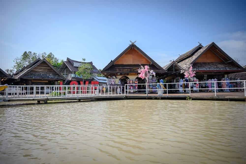 泰國芭達雅四方水上市場