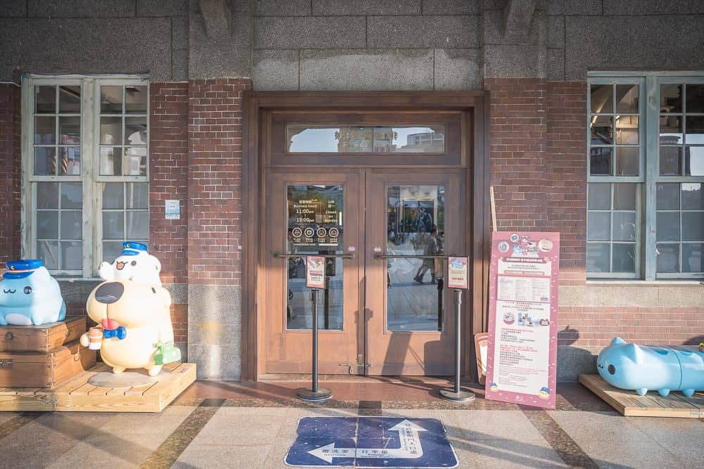 奶泡貓咖啡台中