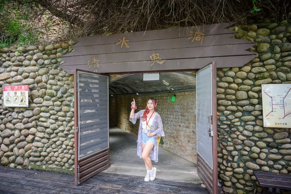 台中清水一日遊|清水眷村文化園區、紫雲巖、鰲峰山遊戲場 5 站動線 4 台中清水鬼洞-鰲峰山遊戲場