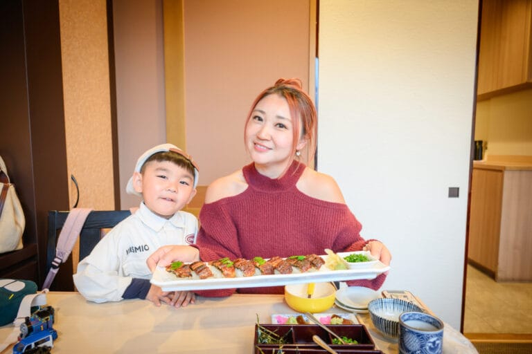 名古屋蓬萊軒神宮店｜我們去過才知道，老店鰻魚飯在傳統神宮旁吃才對味