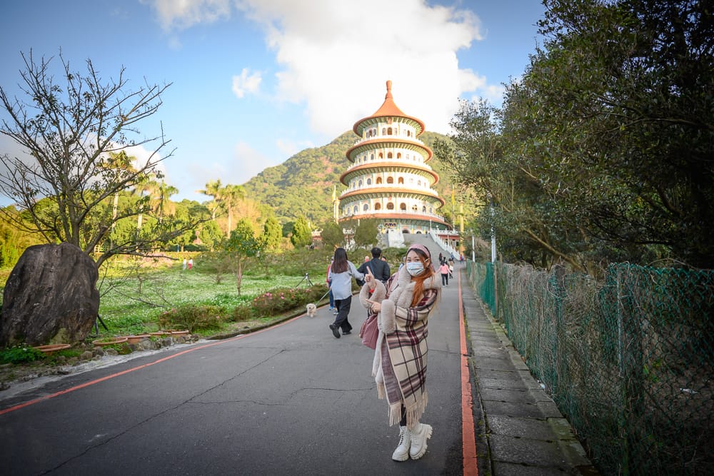 新北淡水無極天元宮|我們去過才知道,五層寶塔配夕陽山景,春天還有整片粉色櫻花林 5 淡水天元 - 淡水天元必看亮點與主要體驗