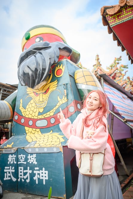 桃園航空城附近想拜財神、又想帶全家出遊，誠聖宮值得排進行程嗎？