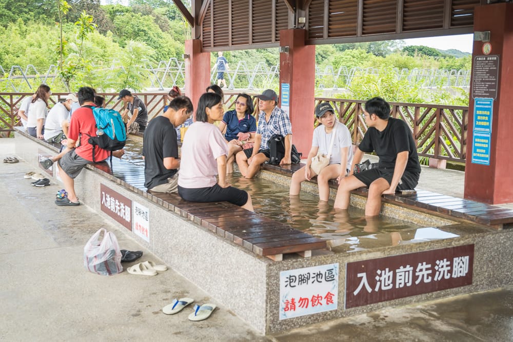 新北大鵬足湯公園 戶外足湯泡腳池