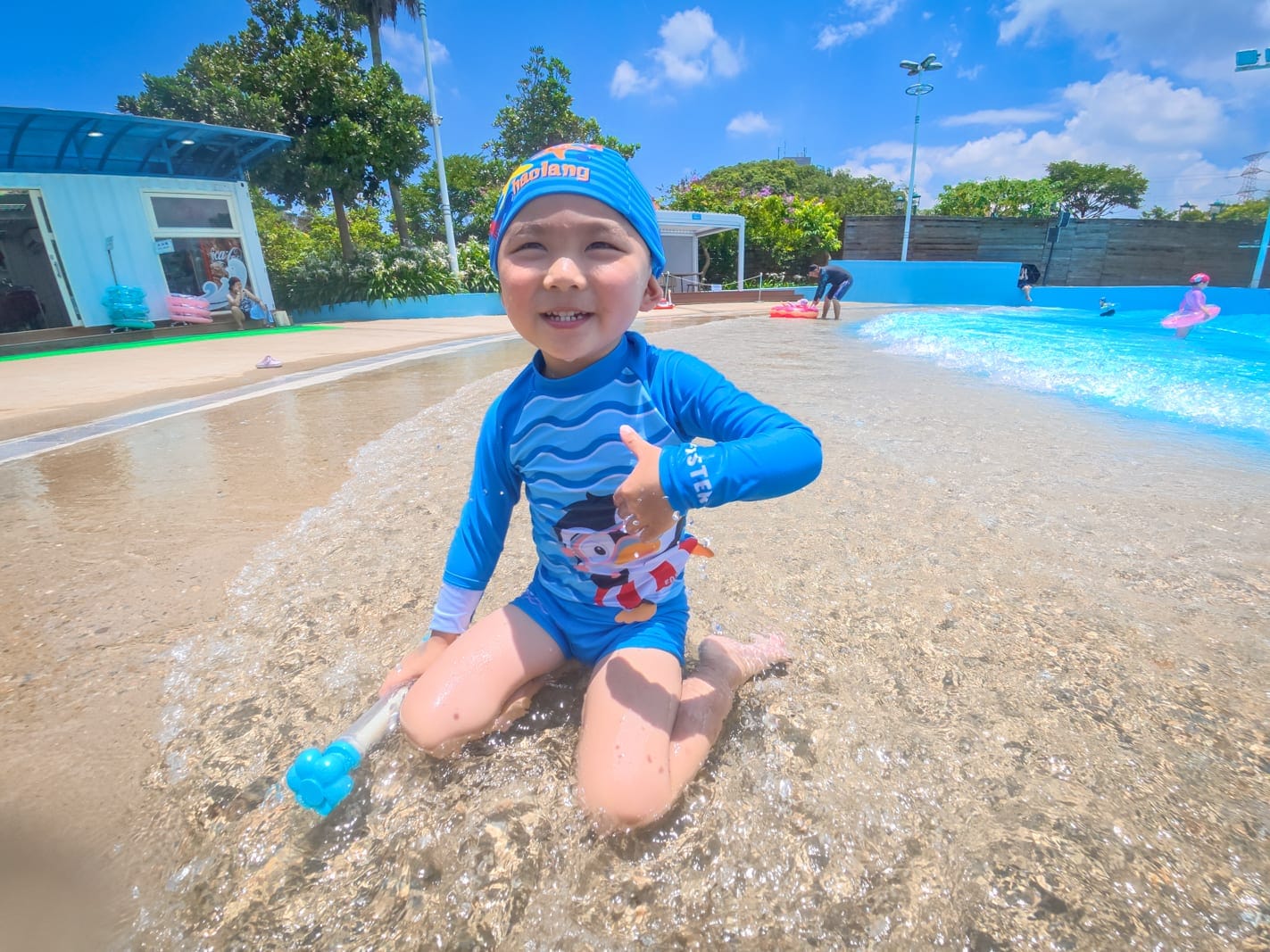 新竹六福水樂園 親子玩水裝備與時段建議