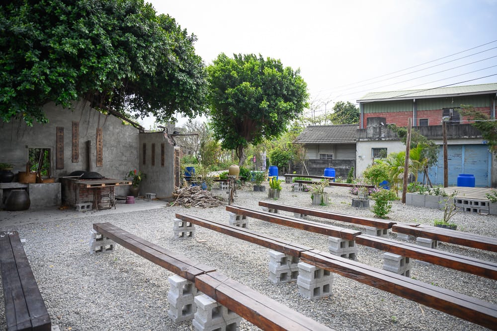 彰化順澤宮|我們去過才知道,神明公仔能坐著合影,冠軍帽限量發放才是亮點 2 順澤宮場景