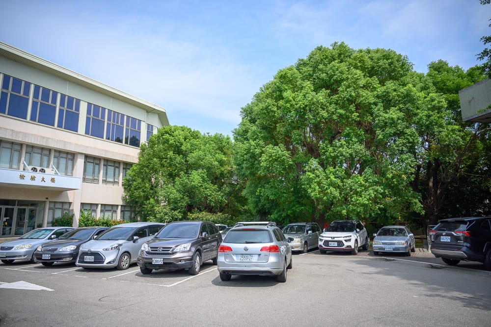 台中鞋寶觀光工廠|我們去過才知道,鞋型車、馬桶公仔、製鞋博物館三合一才是主打 2 鞋寶觀光工廠場景