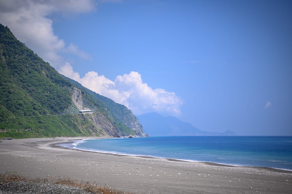 【宜蘭海邊景點懶人包】精選必訪景點:漢本海洋驛站、宜騎緣沙灘馬場、海邊民宿 2 宜蘭漢本海洋驛站