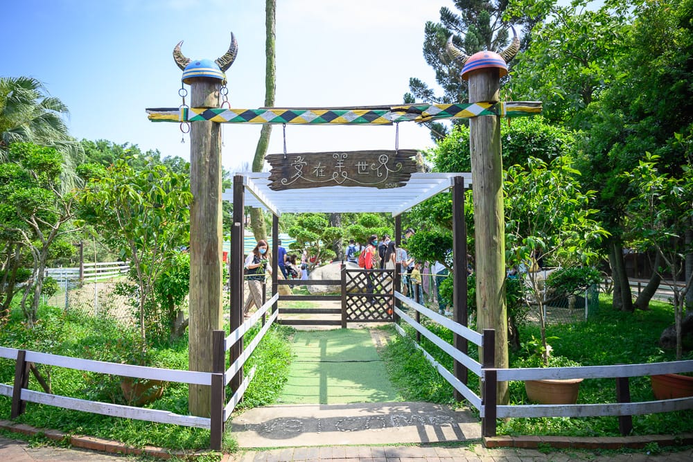 桃園羊世界牧場|我們去過才知道,水豚、山羊雕像、木造餐廳全在同一個園區 7 羊世界牧場 - 羊世界牧場票價、交通與適合對象