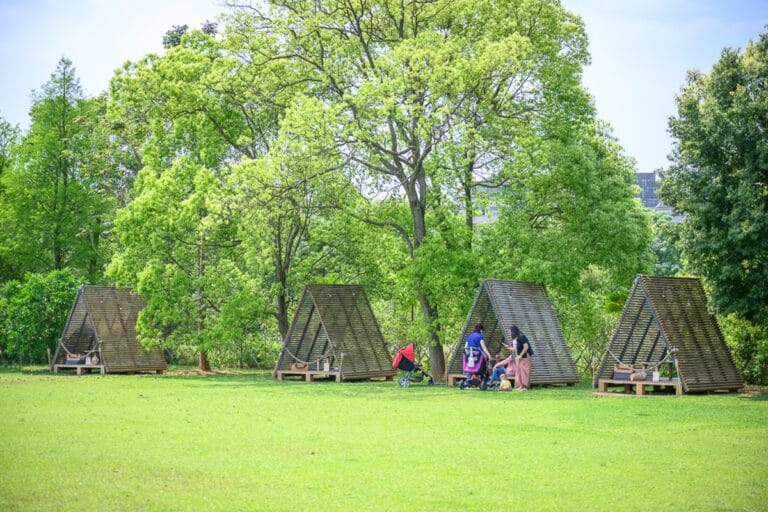 桃園晶麒莊園｜我們去過才知道，白色拱門＋歐風教堂＋咖啡廳三合一才是主打