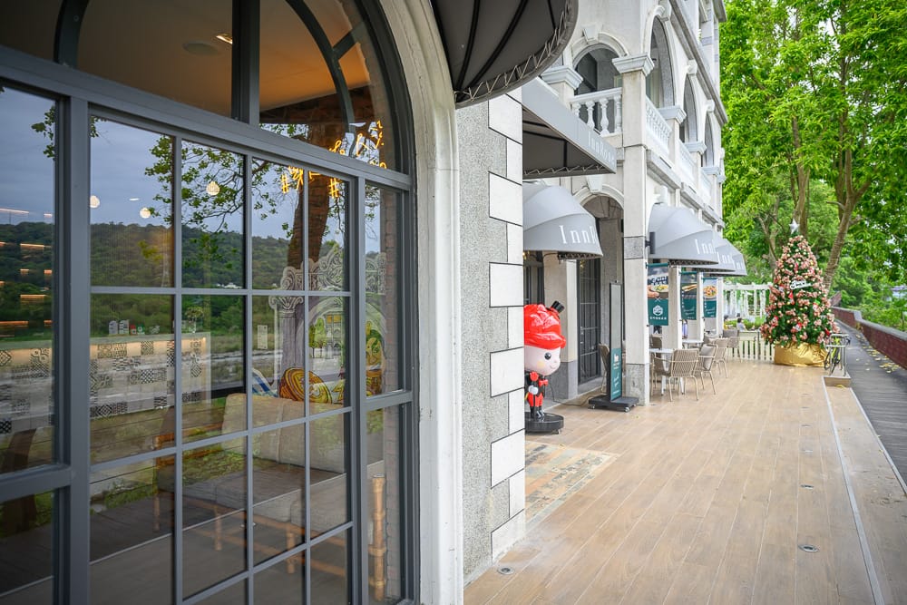 桃園玫瑰左岸莊園|我們去過才知道,歐式庭園加草皮羊裝置,落地窗對著遠山才知道有多值 5 玫瑰左岸莊園 - 玫瑰左岸莊園的餐飲與配套設施
