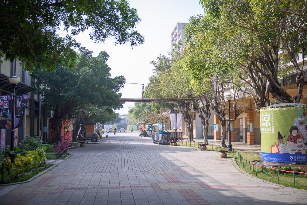嘉義文創園區|我們去過才知道,貨櫃裝置藝術加鏽蝕雕塑散落草地,比想像中好逛 6 嘉義文創園區 - 嘉義文創園區附近景點與一日遊組合