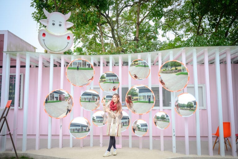 嘉義粉牛樂園|我們去過才知道,粉色貨櫃屋配牛頭造型裝飾,拍起來跟濾鏡一樣 11 嘉義粉牛樂園|我們去過才知道,粉色貨櫃屋配牛頭造型裝飾,拍起來跟濾鏡一樣