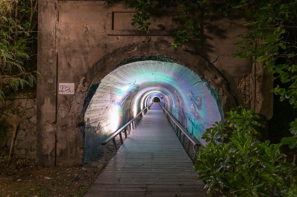高雄旗津星光隧道