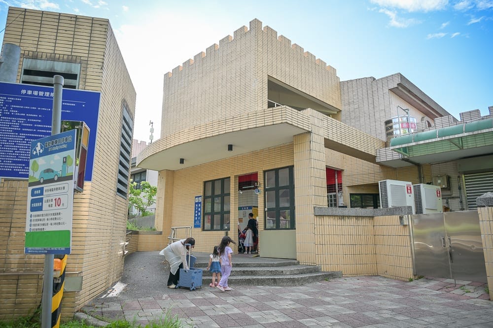 桃園夜市懶人包|必逛夜市美食(中壢觀光夜市、觀光夜市、仁德夜市) 3 桃園中壢觀光夜市 細節