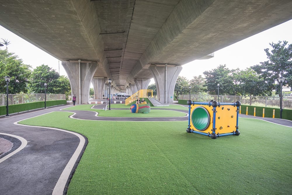 苗栗竹南滑步車公園