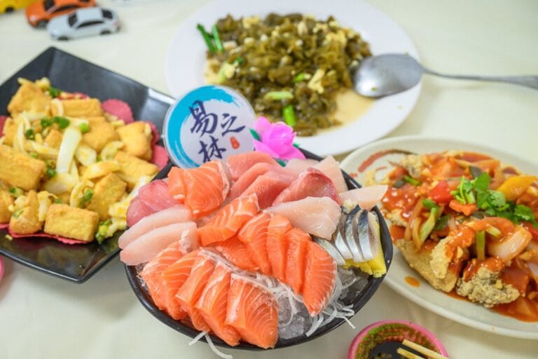 屏東易之林海鮮｜我們去過才知道，水族箱現撈現點