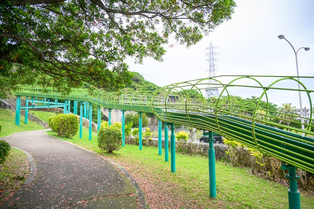 沖繩浦添大公園完整攻略|超長滾輪溜滑梯與親子遊樂設施 4 日本沖繩浦添大公園 A、B、C 三區怎麼走不迷路