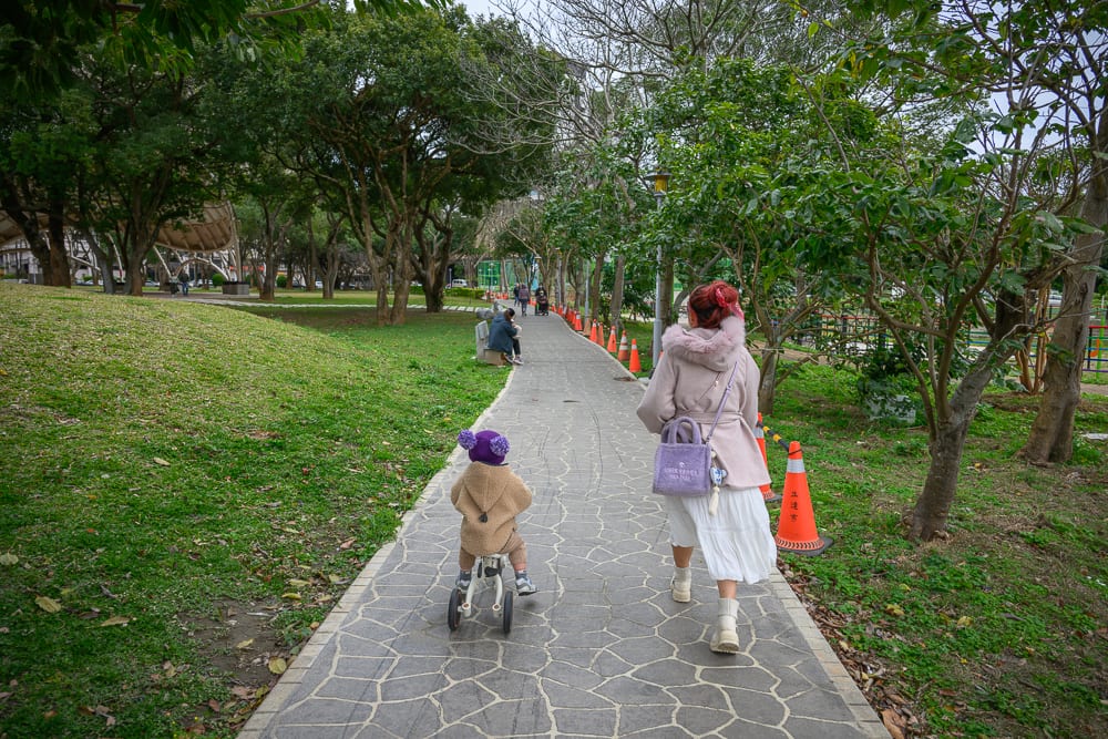 桃園民俗文化公園完整指南|兒童遊樂設施與園區玩法解析 5 桃園民俗文化公園 適合對象、停留時間與最佳時段