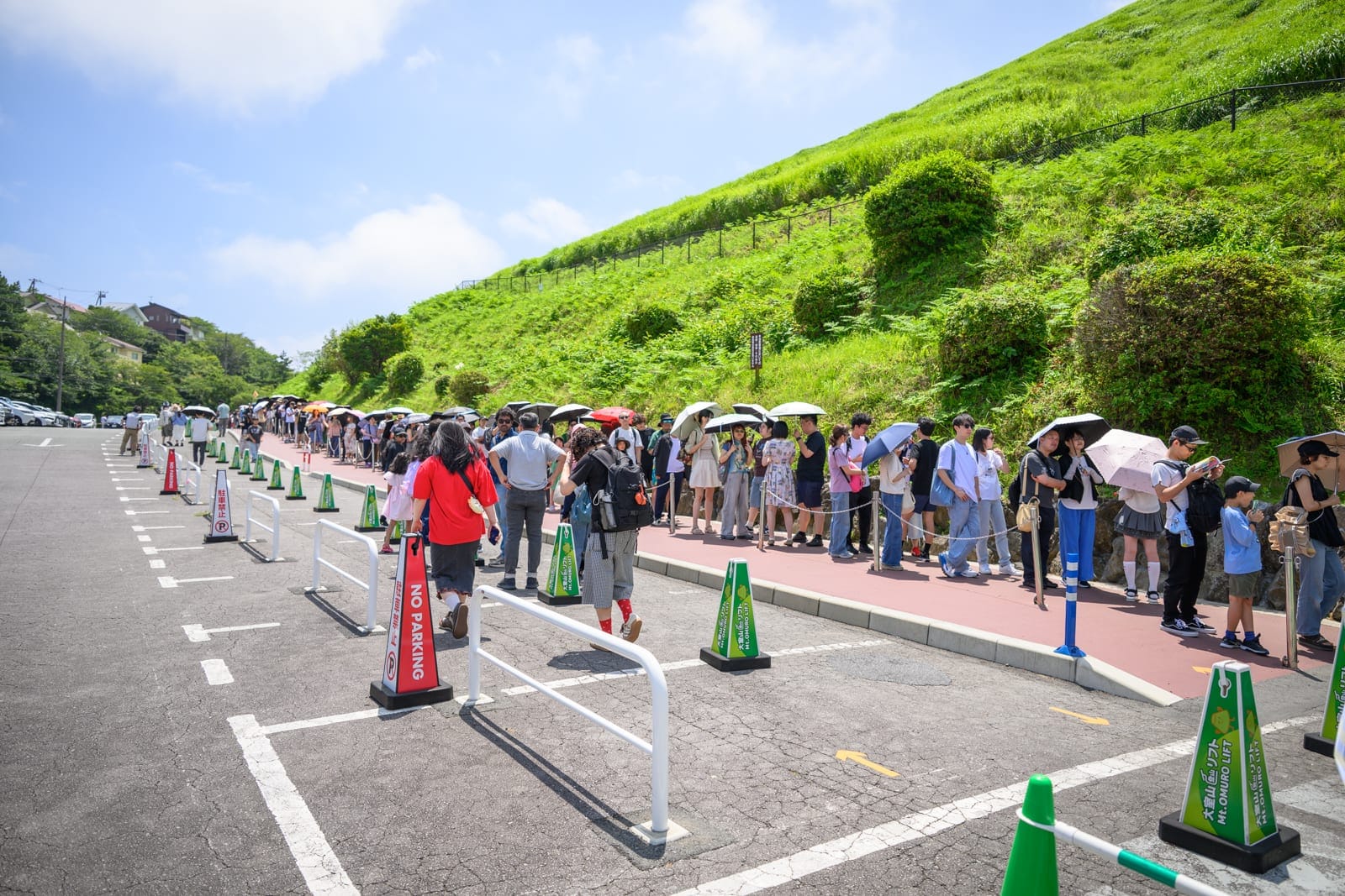 日本靜岡大室山纜車完整攻略|死火山口山頂遠眺富士山玩法解析 4 日本靜岡-大室山纜車 平假日人潮、天氣確認與出發前注意事項