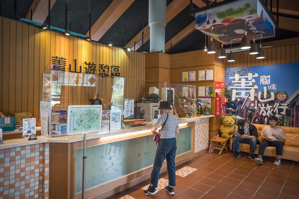 台北菁艷景觀餐廳|山景露台用餐、室內玩具模型展示,適合親子與家庭聚餐 5 台北菁艷景觀餐廳 - 菁艷景觀餐廳的餐飲與配套設施