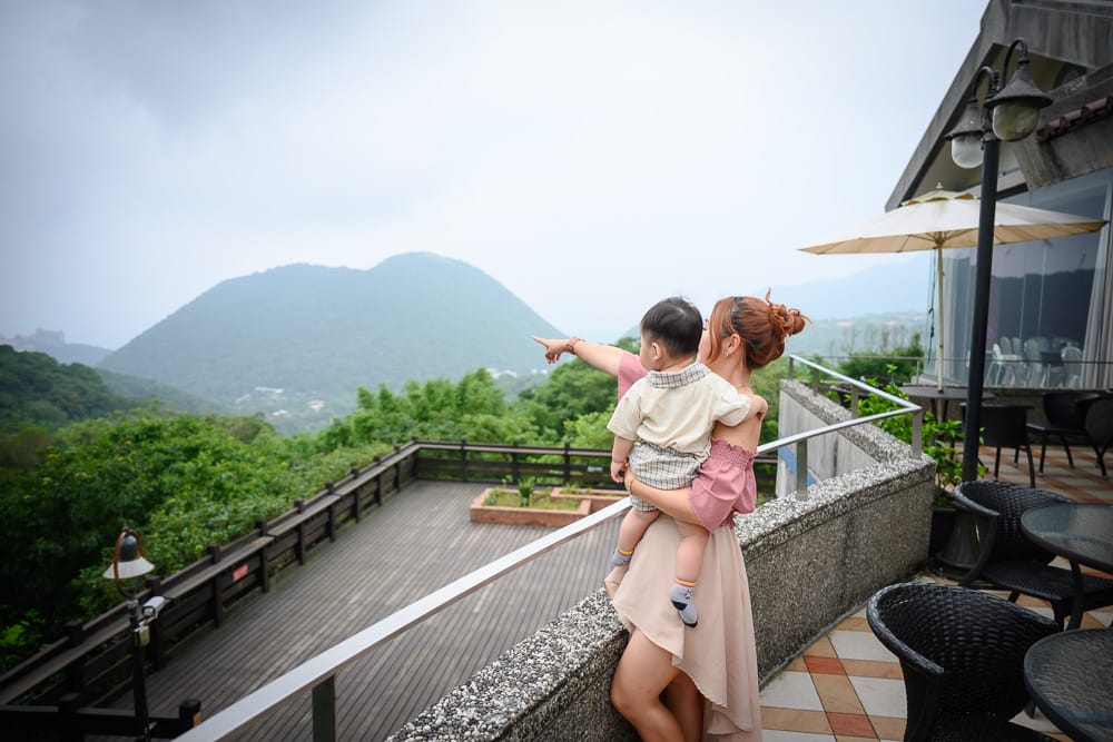 台北菁艷景觀餐廳|山景露台用餐、室內玩具模型展示,適合親子與家庭聚餐 4 台北菁艷景觀餐廳 - 菁艷景觀餐廳主要亮點與遊玩重點