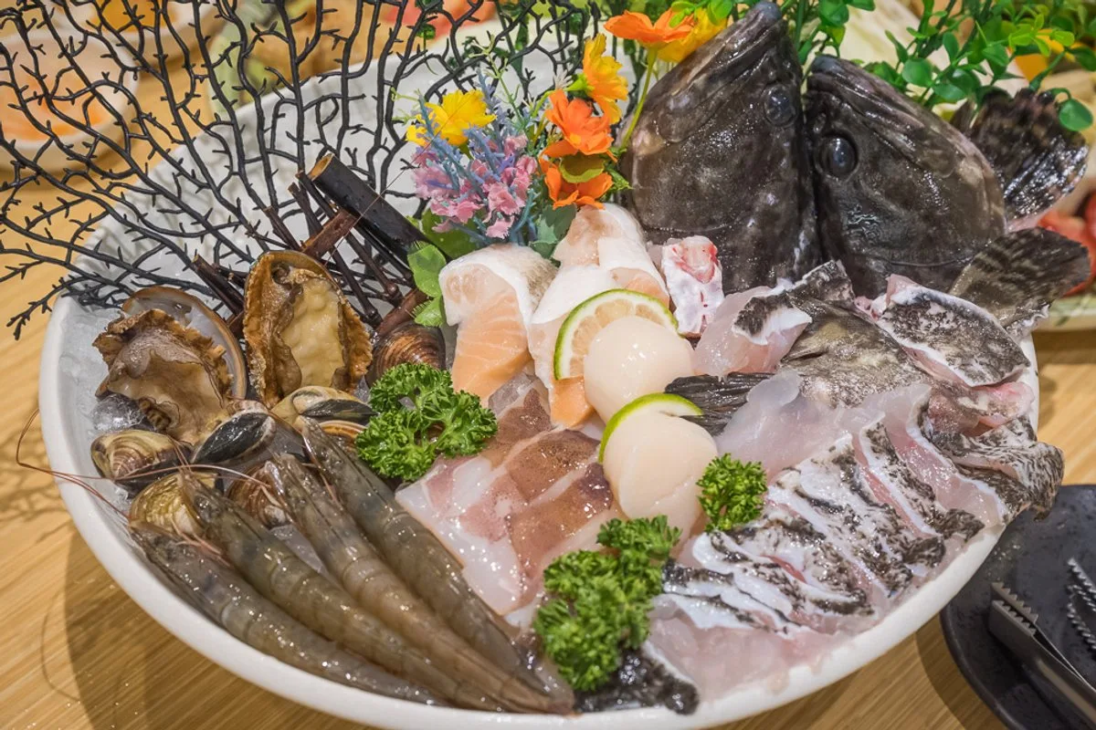 宜蘭富美火鍋|海鮮拼盤、自助食材區與港點,適合想一次吃到多種海鮮的聚餐選擇 1 宜蘭富美火鍋|海鮮拼盤、自助食材區與港點,適合想一次吃到多種海鮮的聚餐選擇
