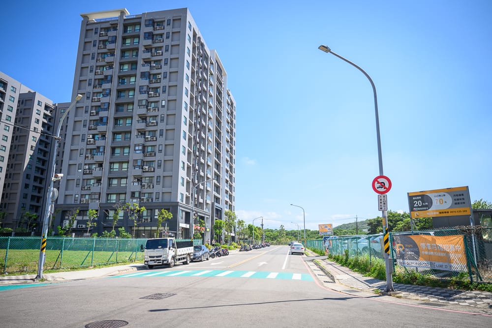 桃園千蘭拉麵二號店|附室內兒童遊戲區,親子用餐可同步顧小孩 2 桃園千蘭拉麵二號店場景